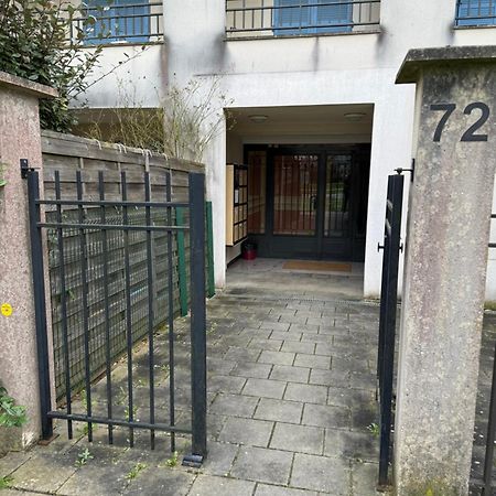 Le Studio Du 72 Lägenhet Bussy-Saint-Georges Exteriör bild
