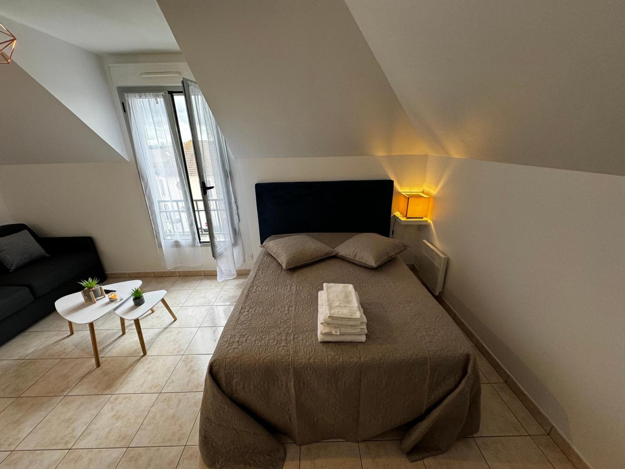 Le Studio Du 72 Lägenhet Bussy-Saint-Georges Exteriör bild